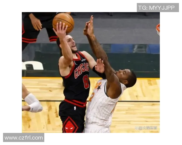 火箭队对阵热火队精彩直播尽在直播吧，快来一起观看比赛盛况