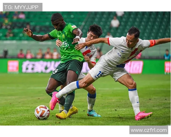 申花主场迎战河北期待逆转之战激情四溢的7月29日足球盛宴