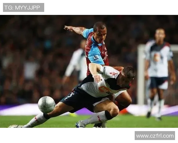 芬洛与布雷达激战正酣比分揭晓精彩瞬间回顾 芬洛与布雷达激战正酣比分揭晓精彩瞬间回顾