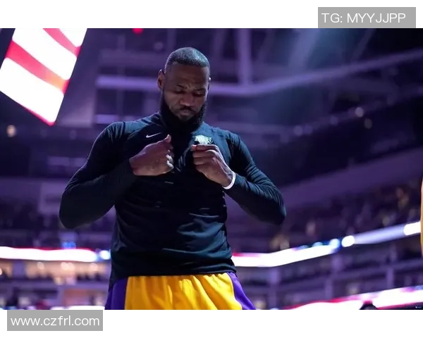 詹姆斯创历史新纪录首位达成四万分一万板一万助成就 詹姆斯创历史新纪录首位达成四万分一万板一万助成就